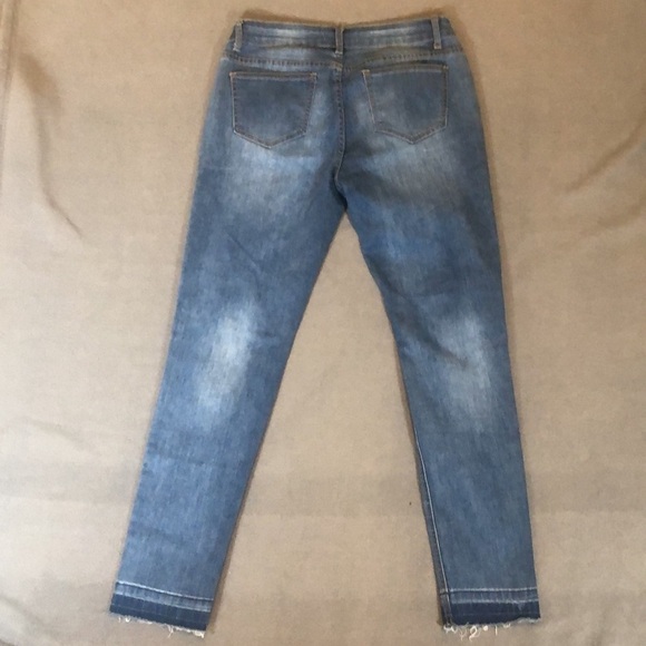 CHIQLE Distressed Jeans - Picture 4 of 5
